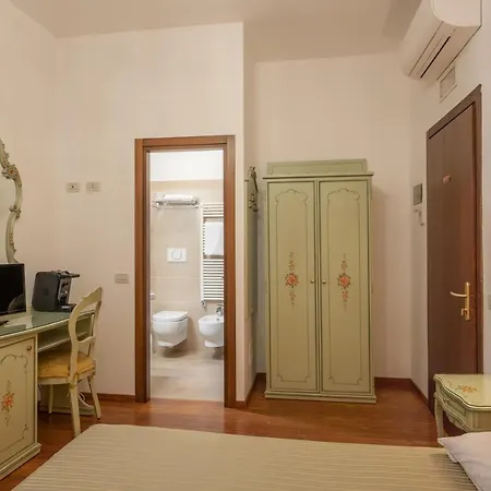 Al Sotoportego ホテル *