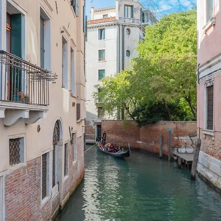 Al Sotoportego Venice