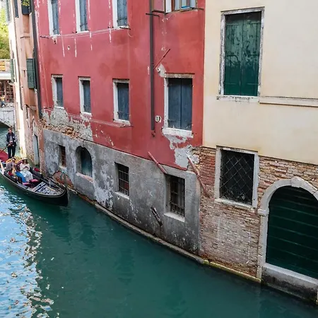 Hotell Al Sotoportego Venedig