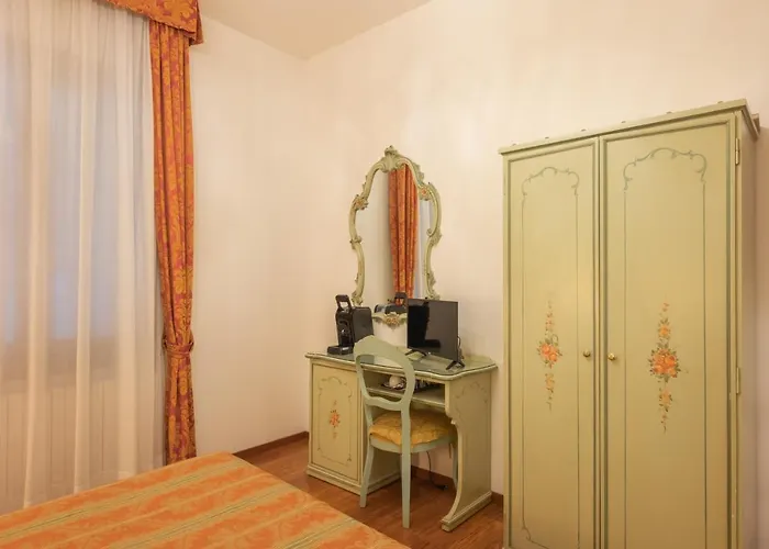 Al Sotoportego Hotel Venezia