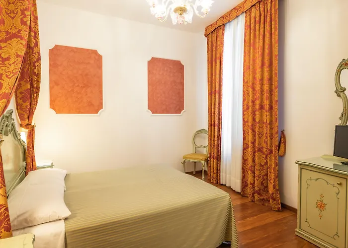 Al Sotoportego * ונציה